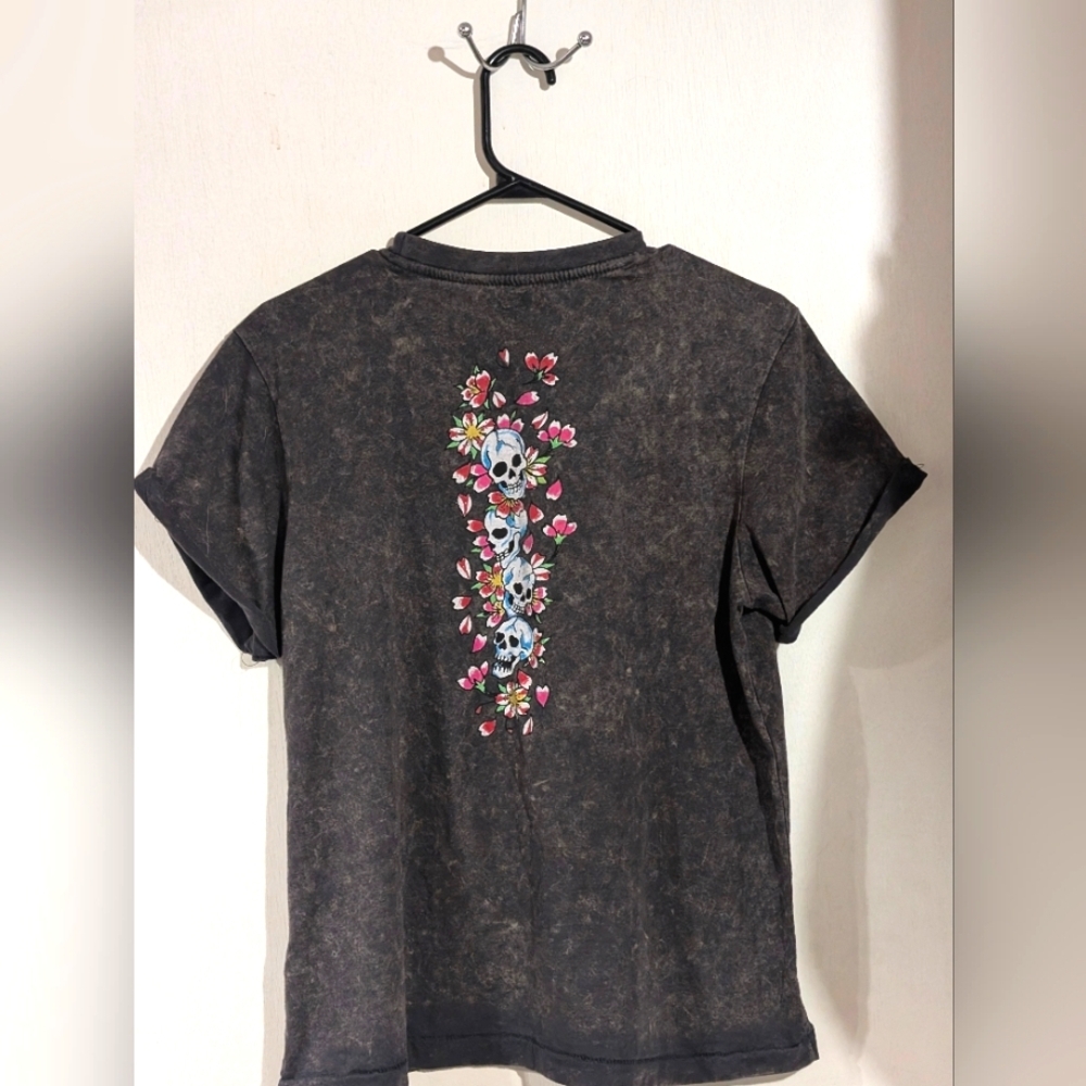 Ed Hardy Born Free Floral Skull Knot Side Tie Shirt L